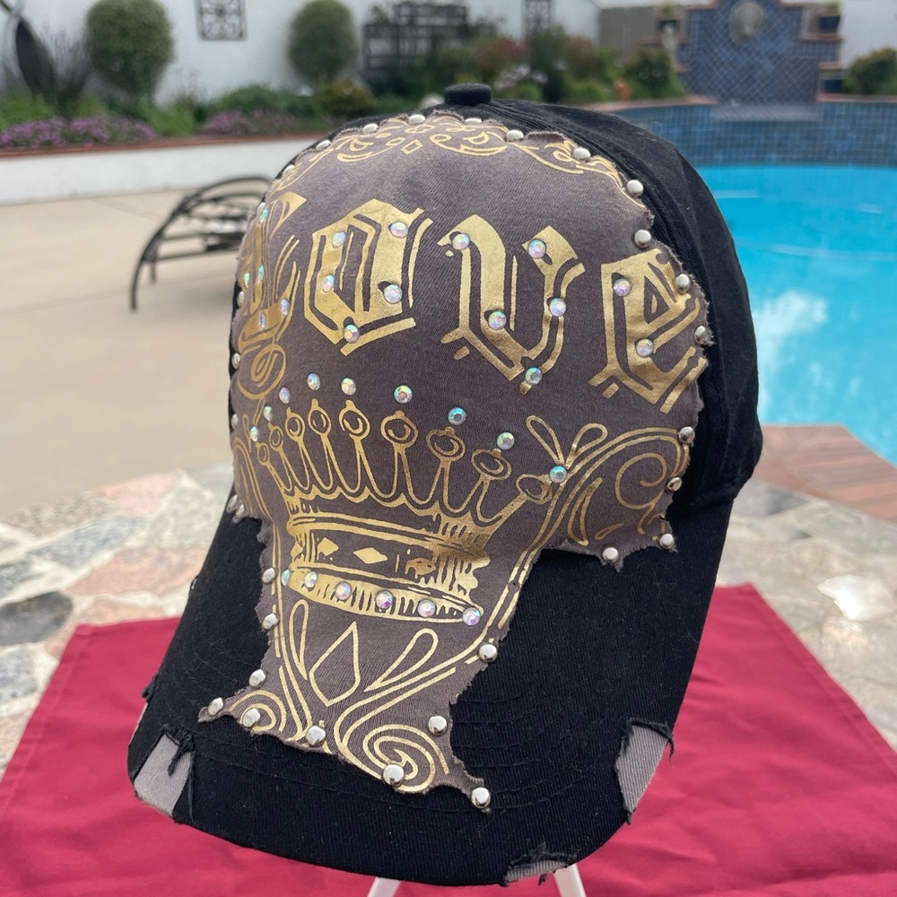 LOVE- Crown Jeweled Bling Hat Ball Cap- very cool!